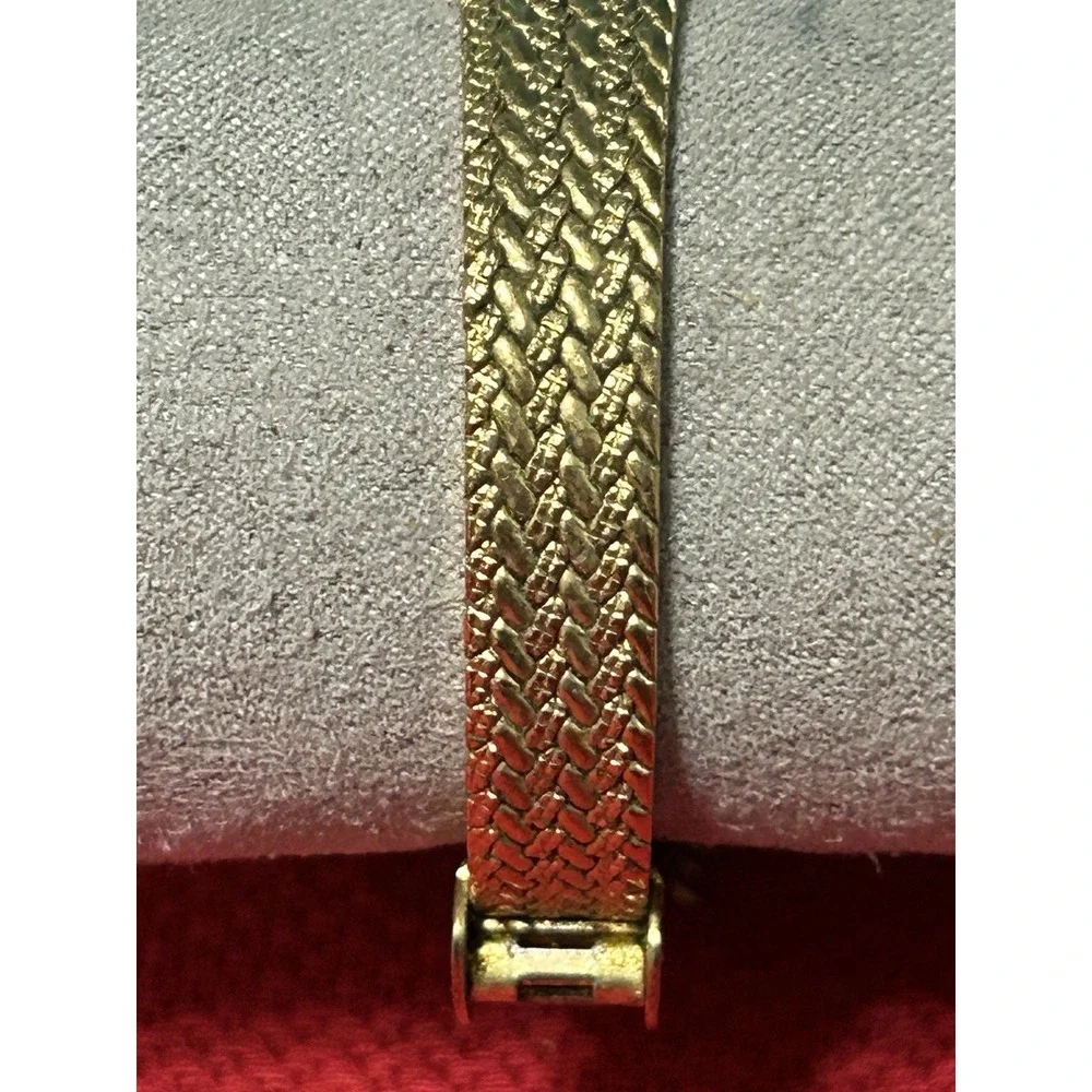 Vintage PIERRE CARDIN Designer Quartz Gold Plated Ladies Watch with Bracelet